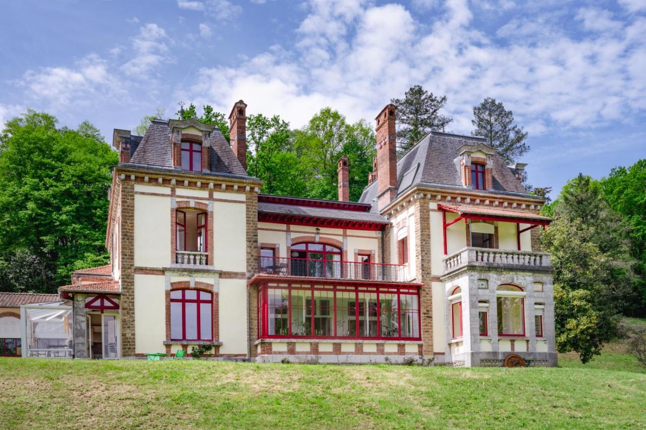 Domaine De La Tisnere Bed and Breakfast Gelos Exteriör bild