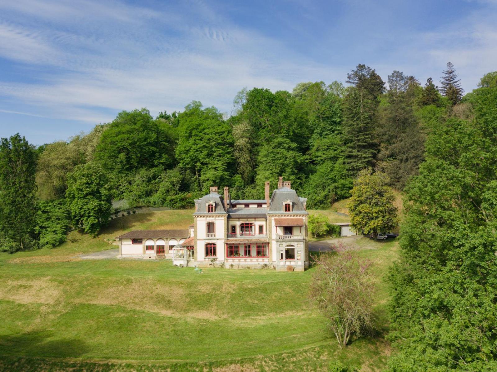 Domaine De La Tisnere Bed and Breakfast Gelos Exteriör bild